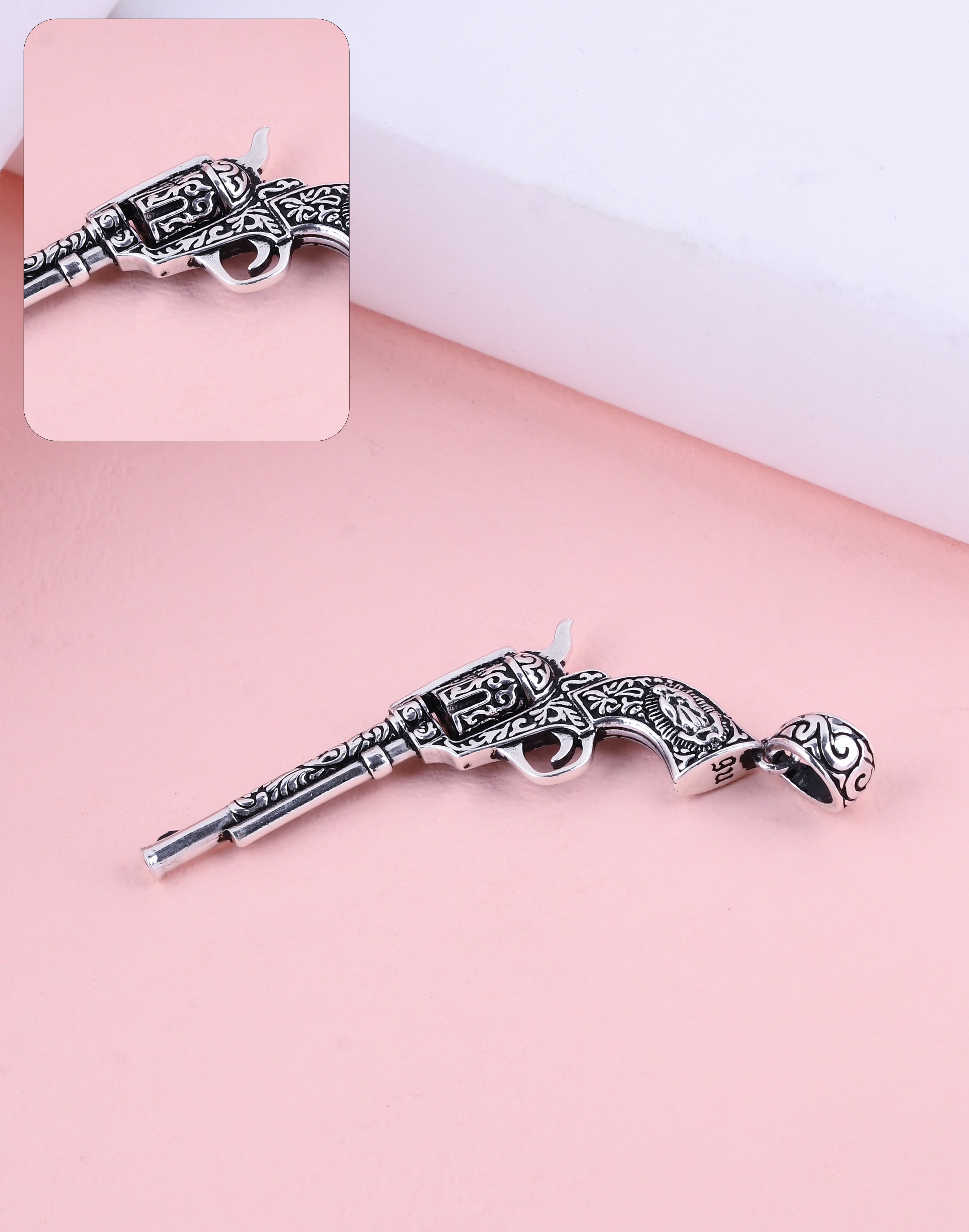 92.5 Sterling Vintage Revolver Pendant